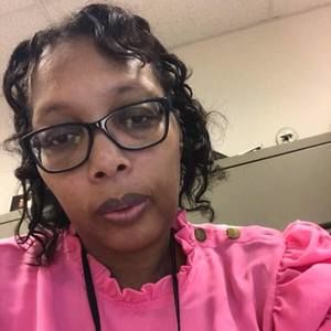 Meet your Posher, Anitra